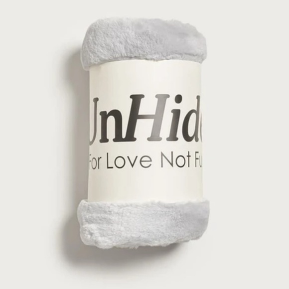 UnHide Bedding Unhide Lil Marshmallow Blanket Throw Silver Fox Fab